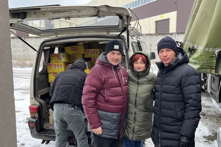 Перша фура гуманітарної допомоги